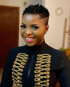 DOWNLOAD MP3 Daphne - Jusqu'à La Gare