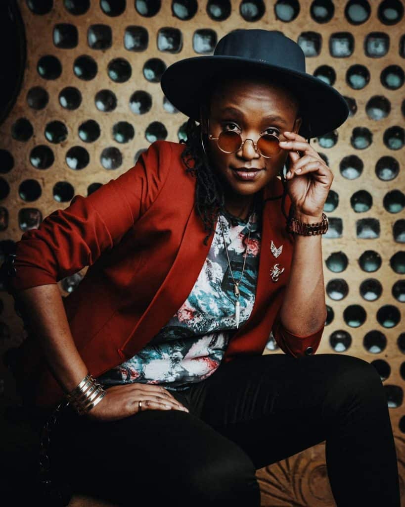 AUDIO Fena Gitu - Doing Her Thing Tho MP3 DOWNLOAD