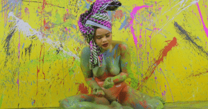 DOWNLOAD VIDEO Sunny - Rihanna Mp4