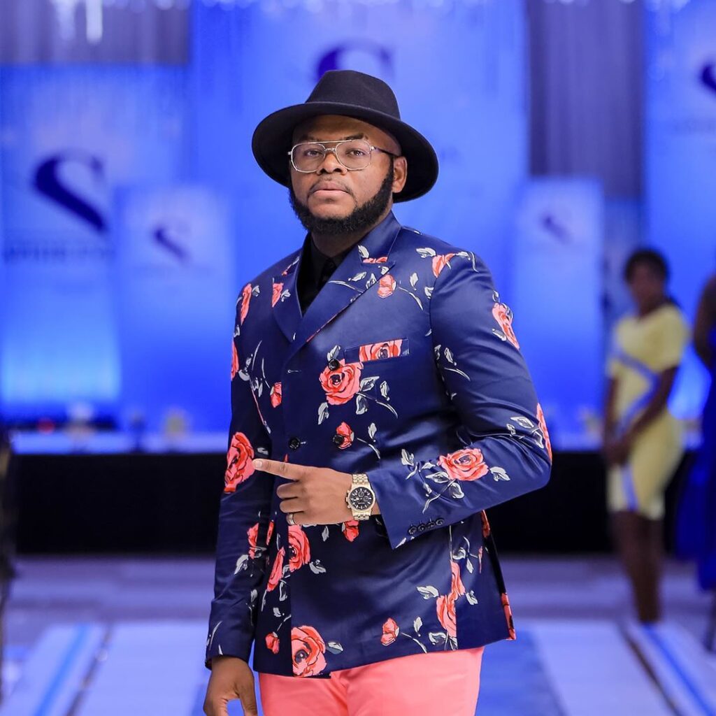 DOWNLOAD MP3 BM ft Awilo Longomba - Rosalina Remix