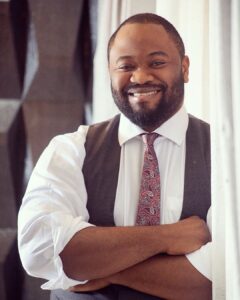 DOWNLOAD MP3 Moise Mbiye - Ta présence