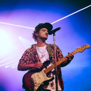 DOWNLOAD MP3 Bruno Mars - Talking To The Moon