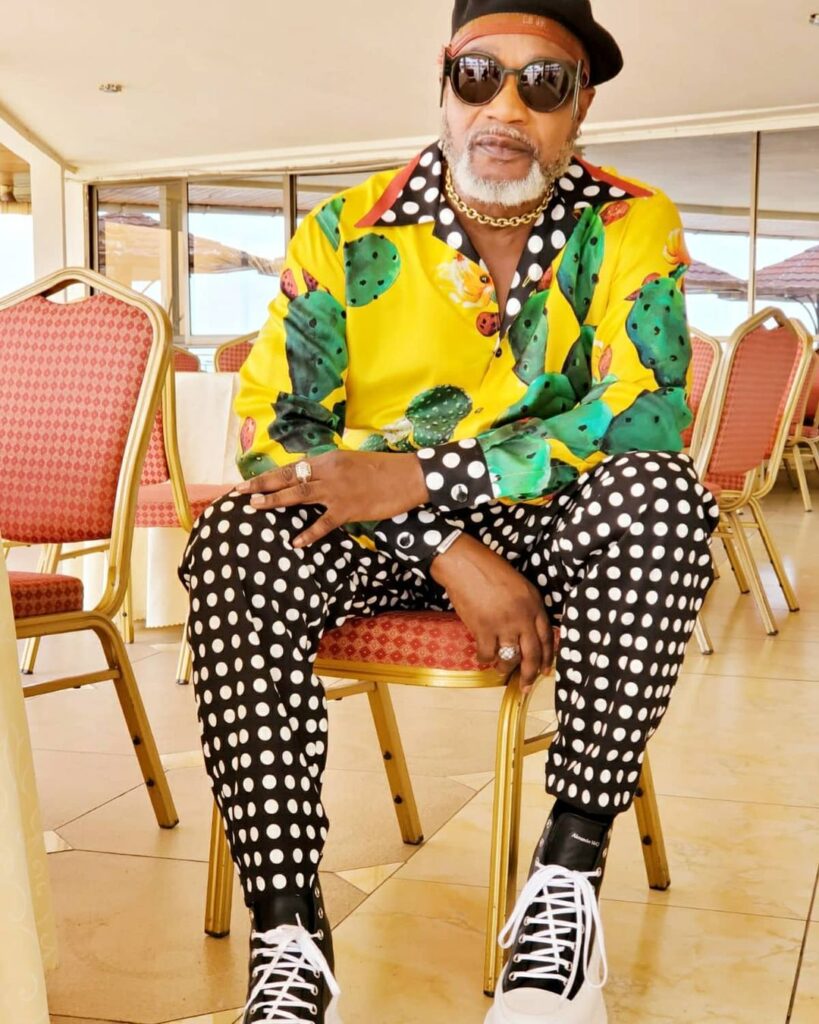DOWNLOAD MP3 Koffi Olomide - Elelo