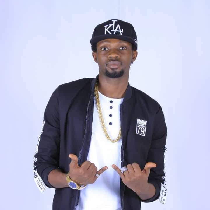 DOWNLOAD MP3 B Face Insolites Ft. Meili AUDIO — citiMuzik