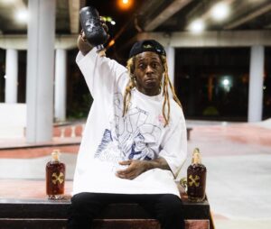 Lil Wayne declines the rumors about him being married.