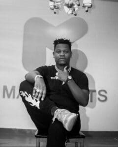 Bruce Melodie – Totally Crazy LYRICS Ft. Harmonize