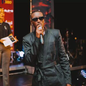 AUDIO Davis D - Akana Ft E.T MP3 DOWNLOAD