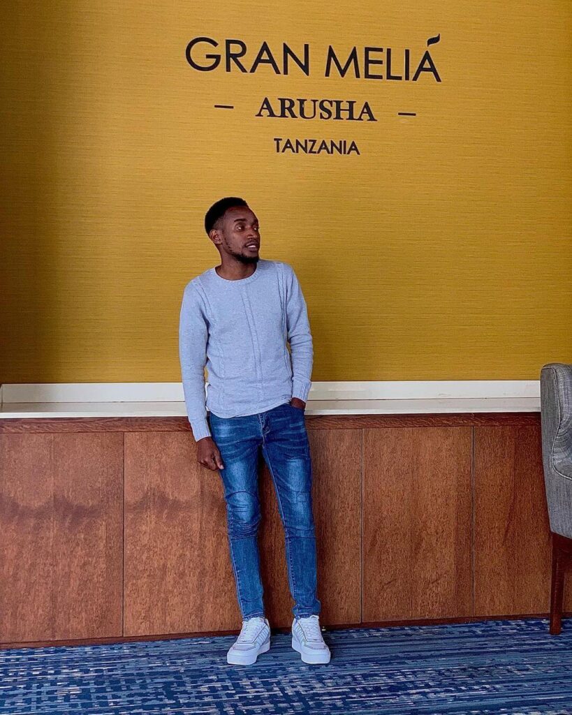 Paul Clement Ft Zoravo – Kelele Za Ushindi LYRICS