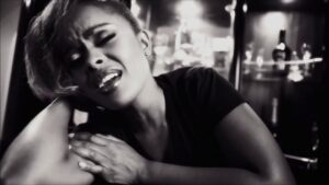 AUDIO Avril - Hakuna Yule (Missing You) MP3 DOWNLOAD