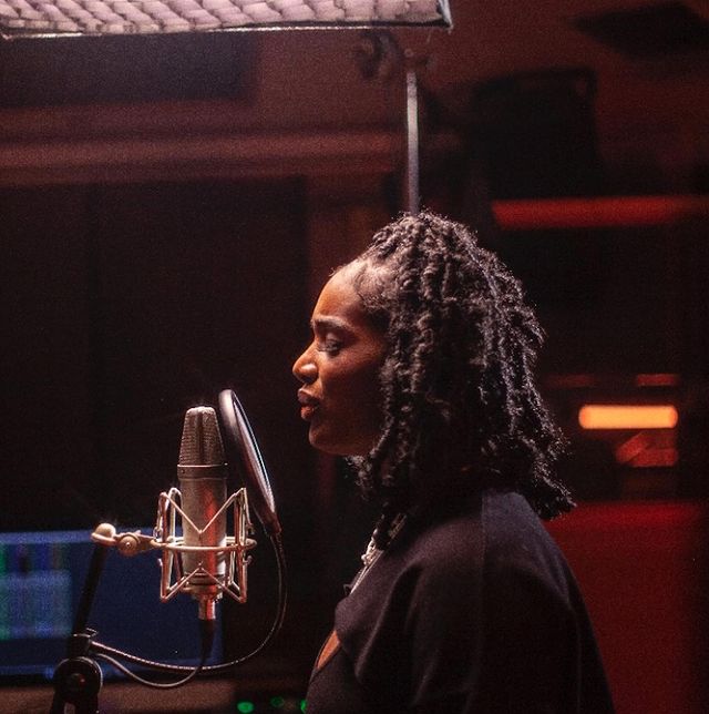 AUDIO Nana Fofie - Leg Over Mashup MP3 DOWNLOAD