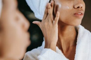 How To Choose And Apply A Night Cream