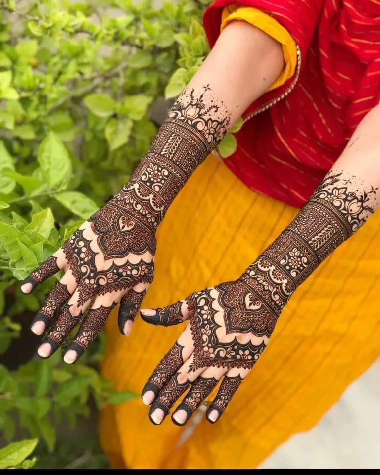 Voorkoms Full Hand Mehndi Tattoo Special Rakshabandhan Rakhi Mehndi Design  for Sister Gift : Amazon.in: Beauty