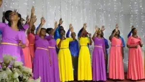 Ambassadors Of Christ Choir - Umwami Ukomeye