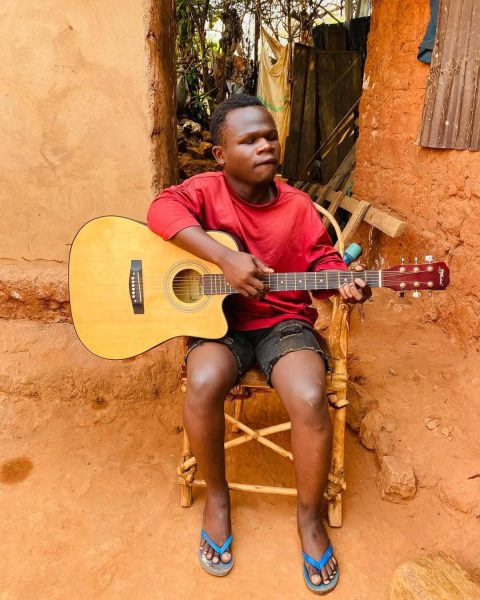 AUDIO Godfrey Mteule - Bora Nimshukuru Mungu (Cover) MP3 DOWNLOAD