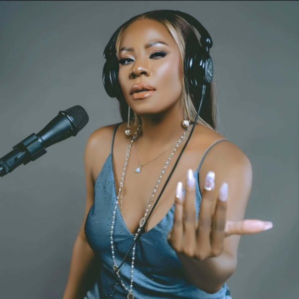 Lady JayDee Ft. Rapcha – Popo Remix 1 MP3 DOWNLOAD