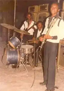 AUDIO DDC Mlimani Park Orchestra - Majirani Huzima Radio MP3 DOWNLOAD