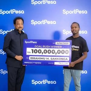Kijana wa Miaka 23 Ashinda TZS 100 Milioni Kupitia SportPesa Goal Rush!