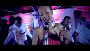 Makanyaga Ft Kina Music Artists - Nshatse Inshuti Remix