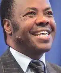 AUDIO Pastor Munishi - Parapanda Italia MP3 DOWNLOAD