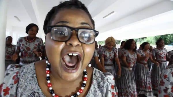 VIDEO: Mtakatifu Kizito - Mimina Neema