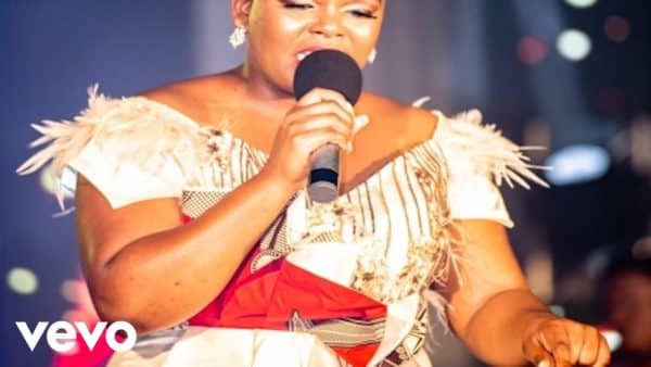 Londiwe Sphe Nxumalo - Njengendluzela