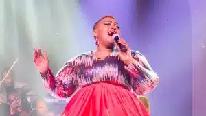 Ntokozo Mbambo - Jesus Medley + Wamuhle (Live At Emperor's Palace)
