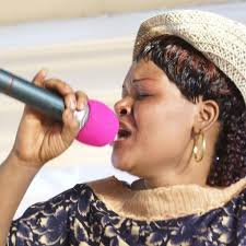 Bahati Bukuku Ft Stephen Kasolo - Yesu Nitetee MP3 DOWNLOAD